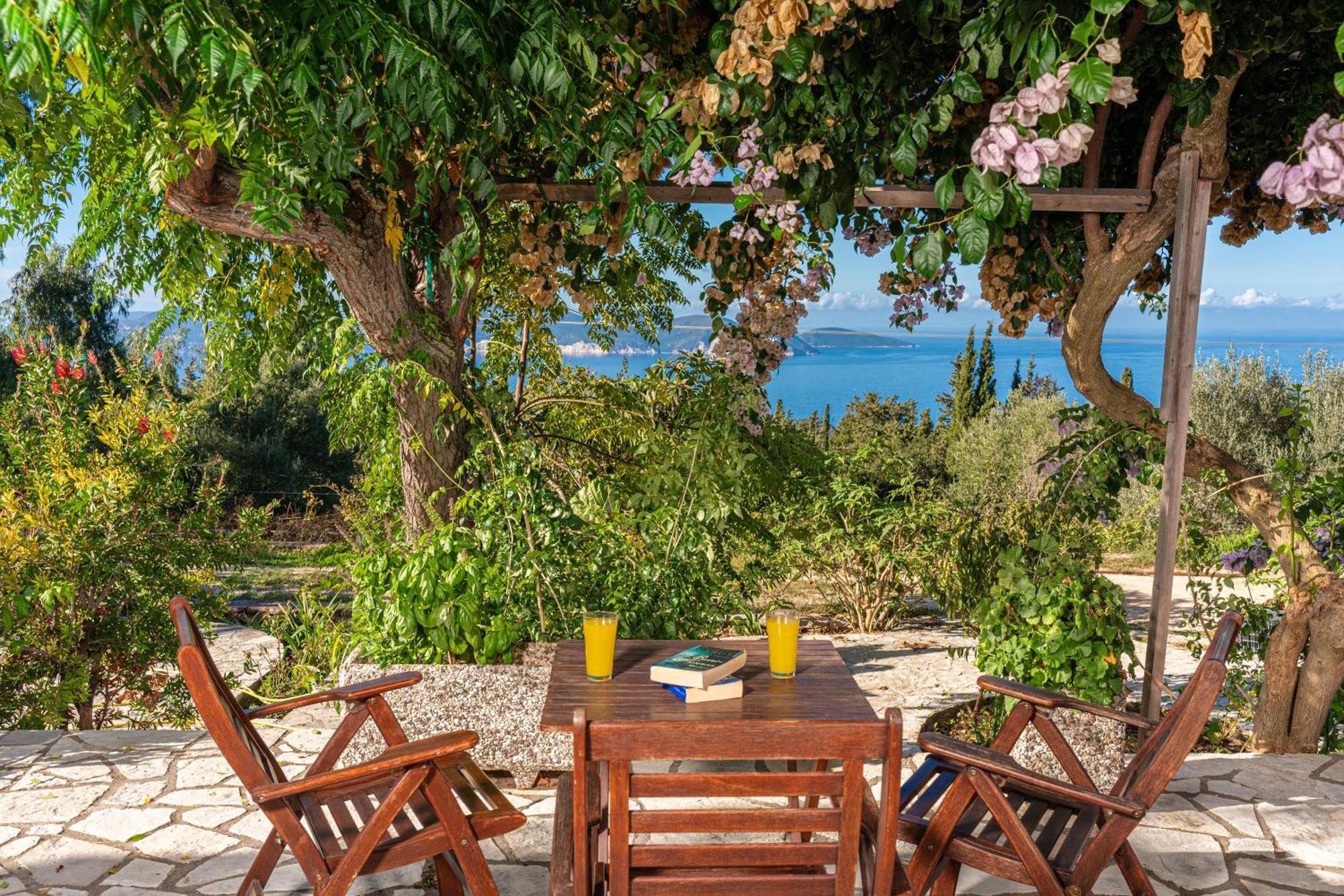 Studios Vrionis Panoramic Sunset Kothréas Exterior foto